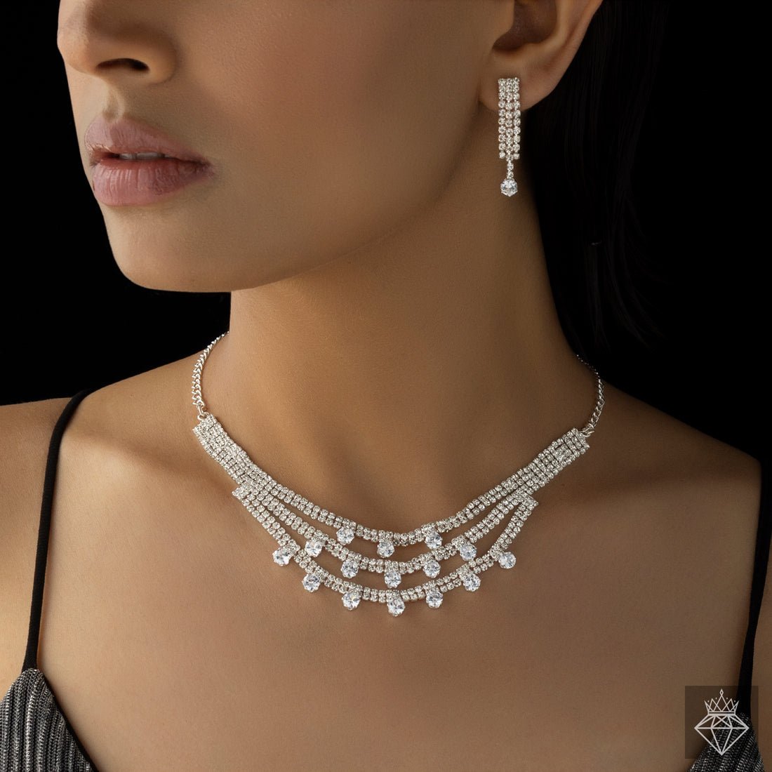 EYRA Necklace Anti-Tarnish Crystal Set With Earrings