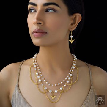 EYRA Necklace Anti-Tarnish Pearls & Bird Set With Earrings