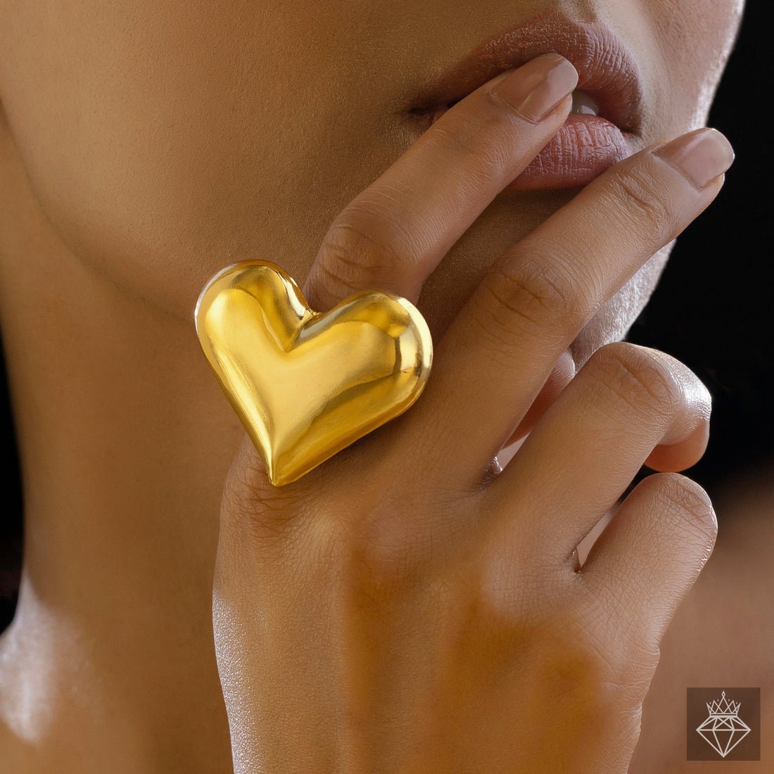 EYRA Ring Anti-Tarnish Golden Heart (Adjustable Size)