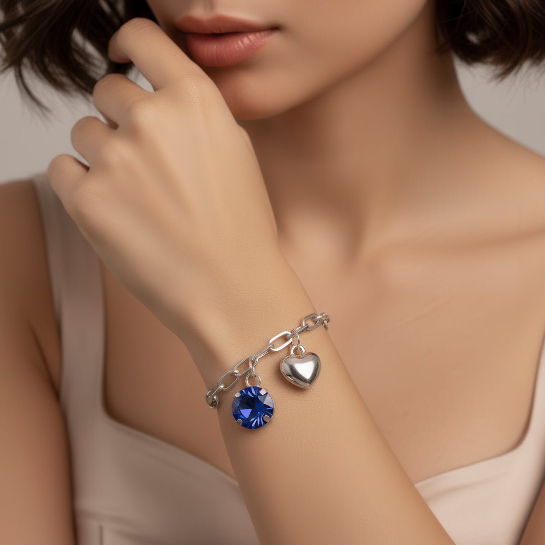 EYRA Bracelet Anti-Tarnish Crystal & Heart Charm (Adjustable Size)