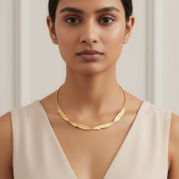 EYRA Necklace Anti-Tarnish Golden Leaf Hasli
