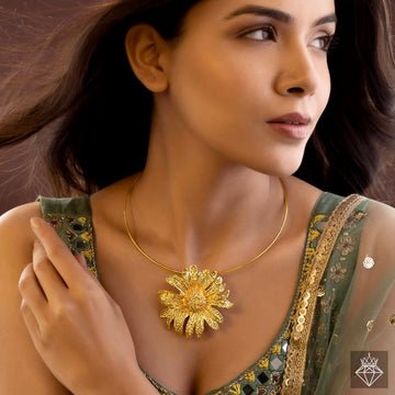 EYRA Necklace Anti-Tarnish Golden Sunflower