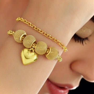 EYRA Bracelet Anti-Tarnish Golden Heart Charms  (Adjustable Size)