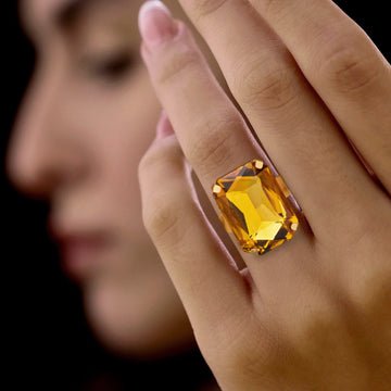 EYRA Ring Anti-Tarnish Rectangle Shape Light Topaz Crystal