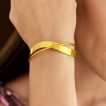 EYRA Bracelet Anti-Tarnish Golden Bangle (Adjustable Size)