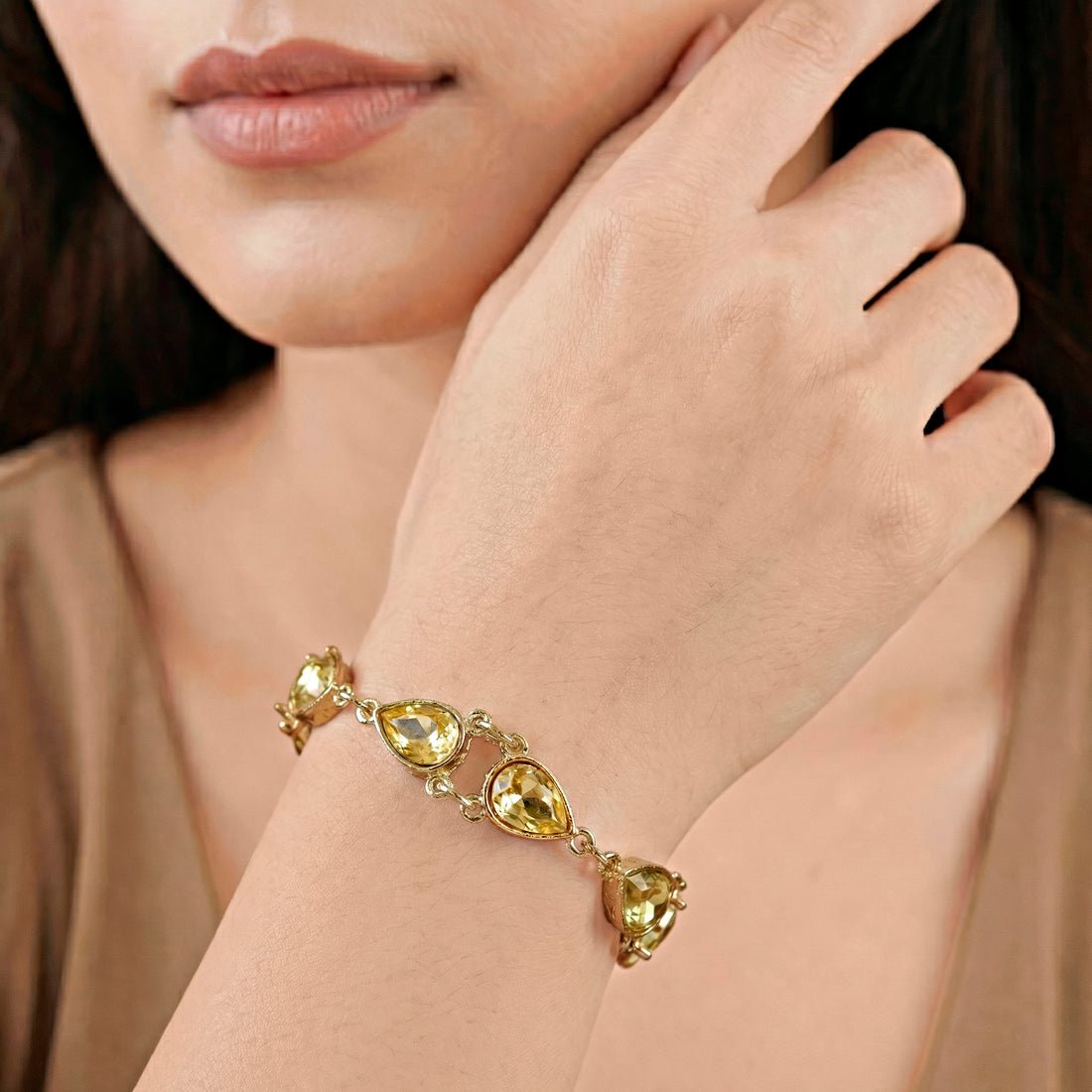 EYRA Bracelet Anti-Tarnish Waterdrop Crystal Flexible Chain
