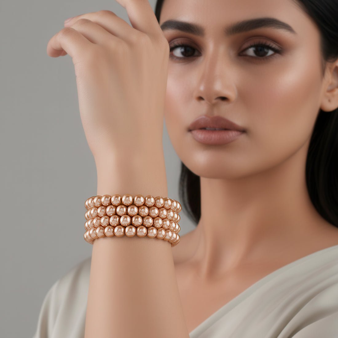 EYRA Bracelet Multilayered Golden Brown Spiral Pearl
