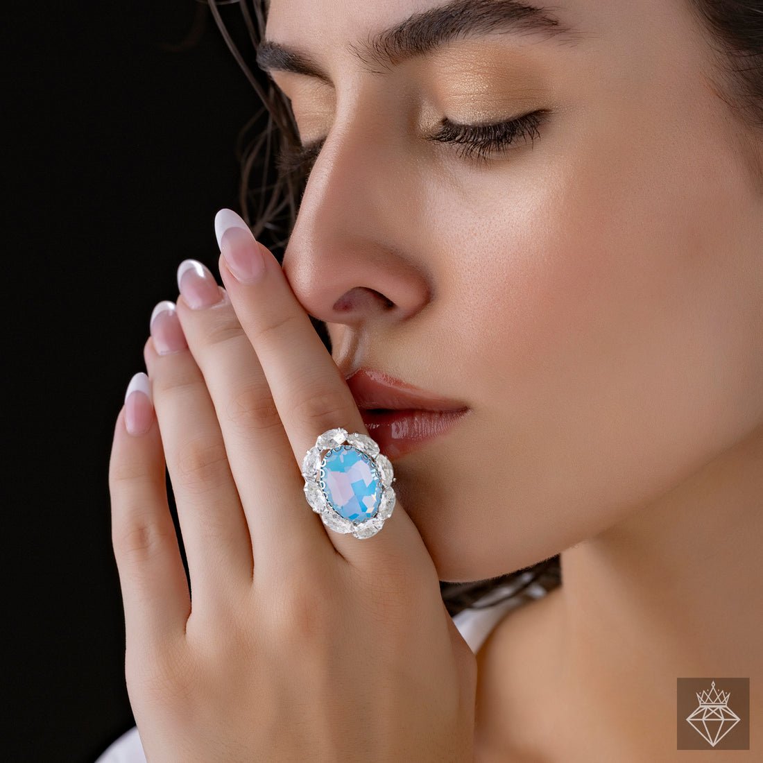 EYRA Ring Anti-Tarnish Crystal (Adjustable Size)