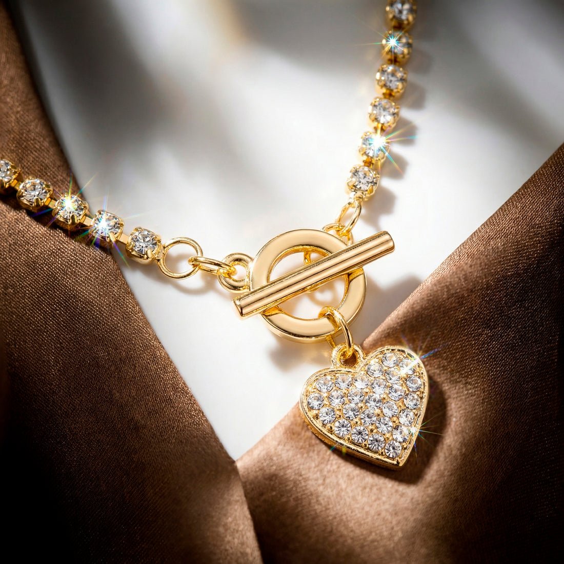 EYRA Necklace Anti-Tarnish AD-Studded Heart Charm with T-Lock