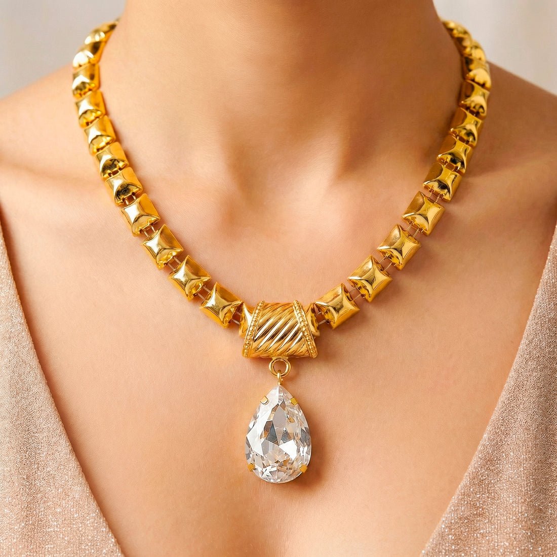 EYRA Necklace Anti-Tarnish White Crystal Set With Earrings