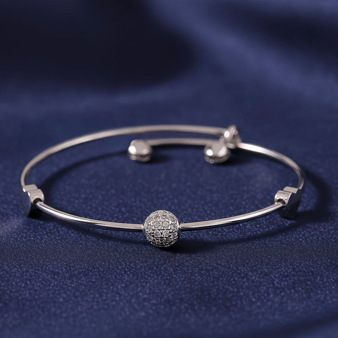 EYRA Bracelet Anti-Tarnish Crystal Heart Ghungroo